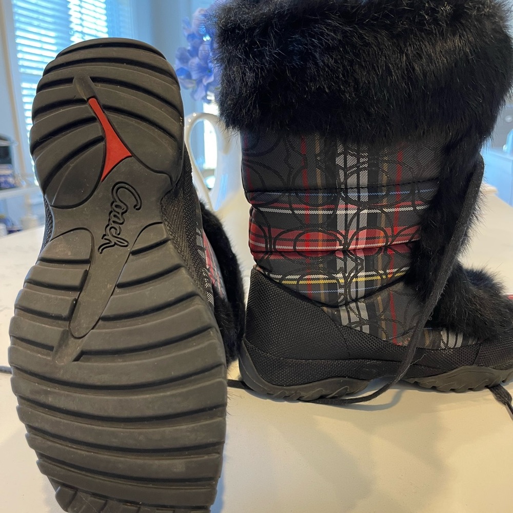 Coach Jennie snow boots rabbit fur